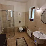 Haus Mit Fuenf Schlafzimmern Und Sauna By Interhome 度假居 Madrzechowo