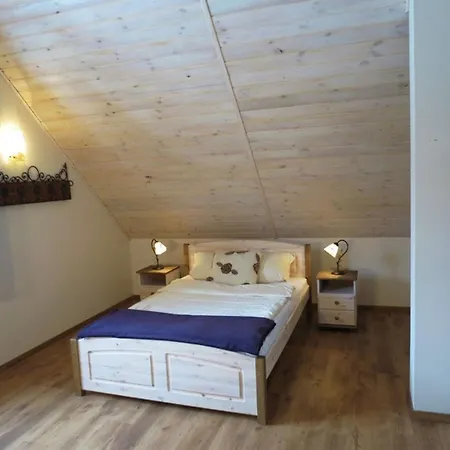 Casa de Férias Haus Mit Fuenf Schlafzimmern Und Sauna By Interhome Madrzechowo