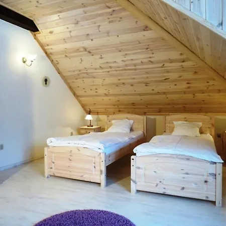 Haus Mit Fuenf Schlafzimmern Und Sauna By Interhome Nyaraló *